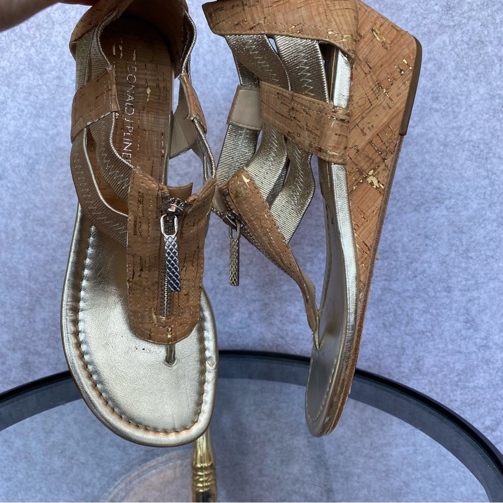 D16 Donald J Pliner Dori wedge sandals cork metallic 7.5N - Picture 8 of 14